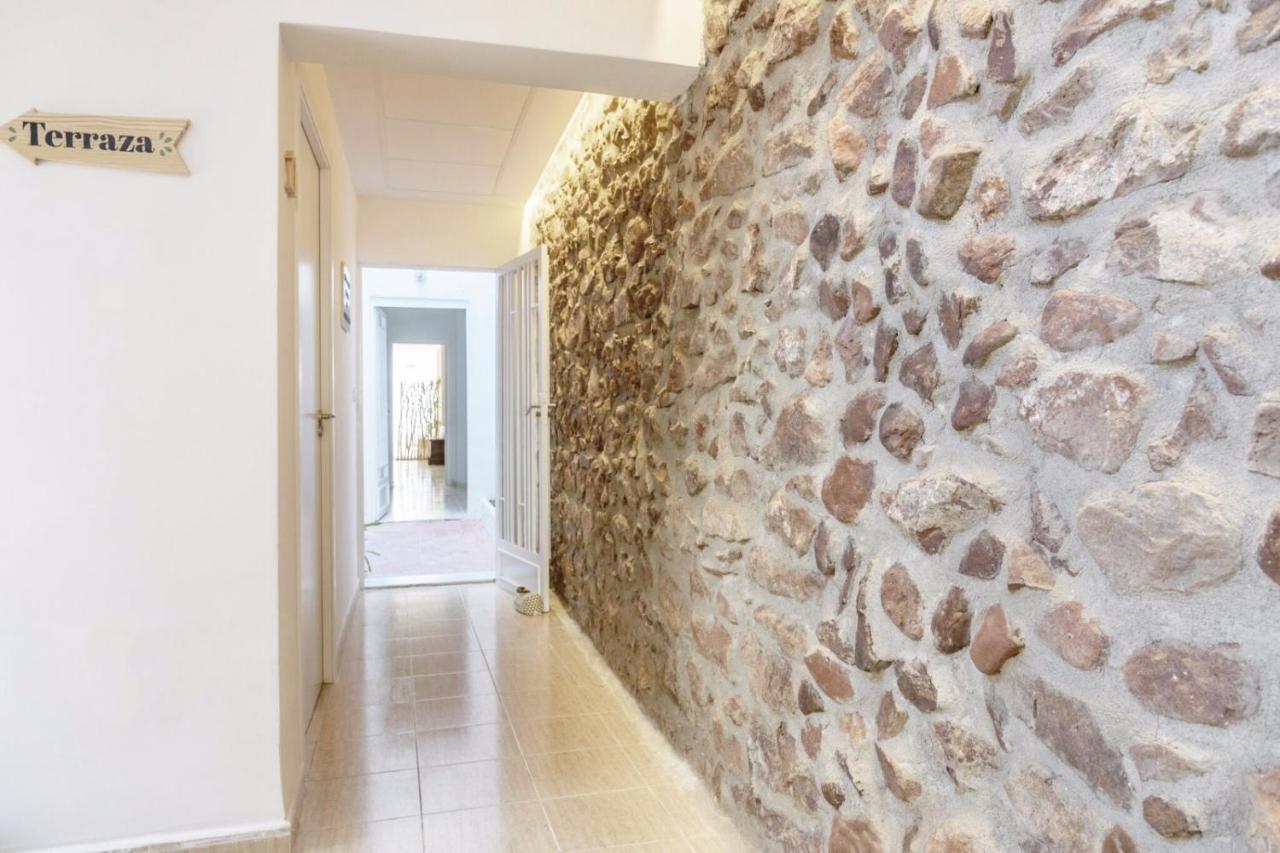 Hostal Beni Benicassim Bagian luar foto