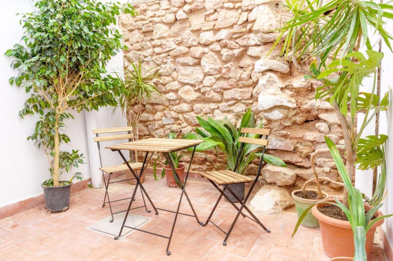 Hostal Beni Benicassim Bagian luar foto